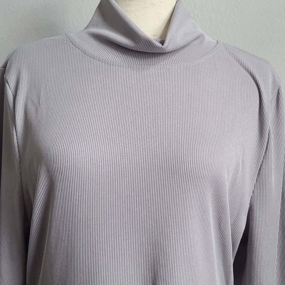 PLUS SIZE SHEIN WOMAN'S BODYSUIT - Picture 2 of 10